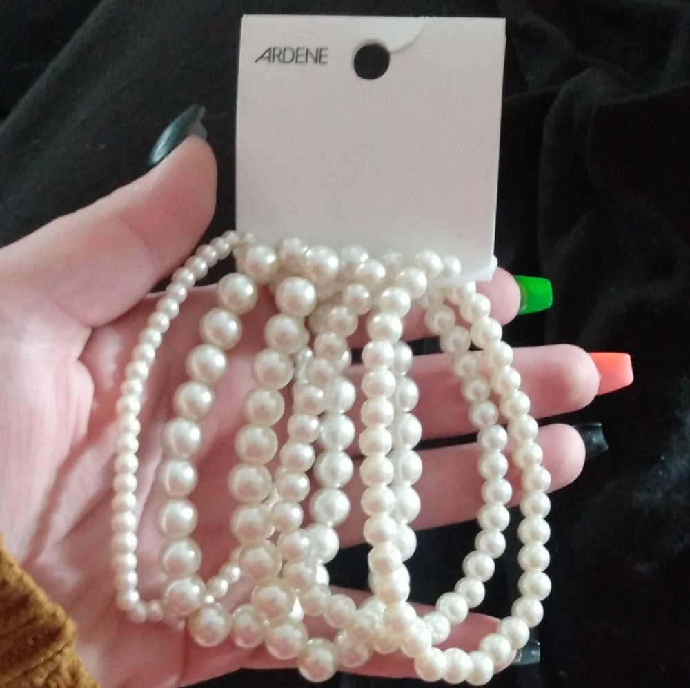 Fashion jewelry pearl bracelets